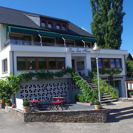 Weinhotel Lenz Pünderich エクステリア 写真