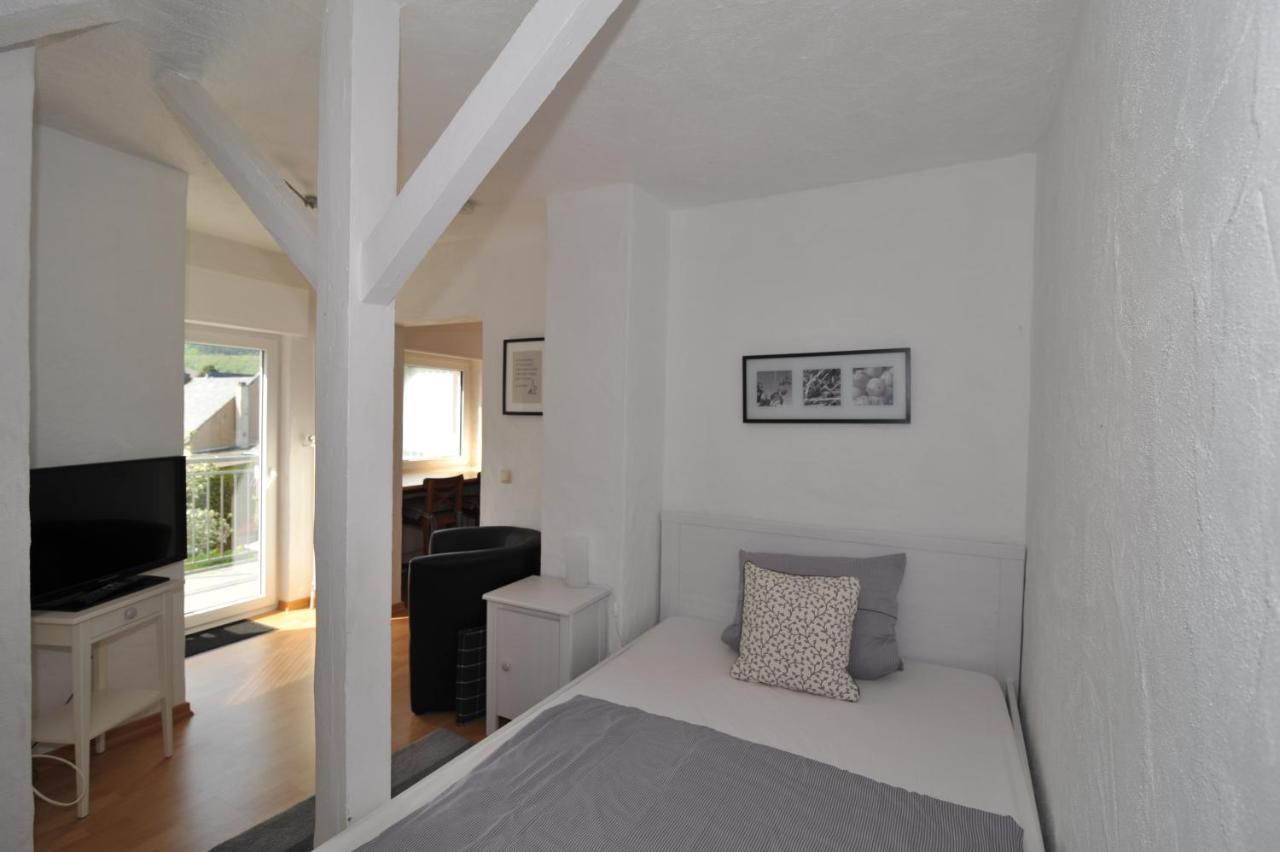 Weinhotel Lenz Pünderich エクステリア 写真